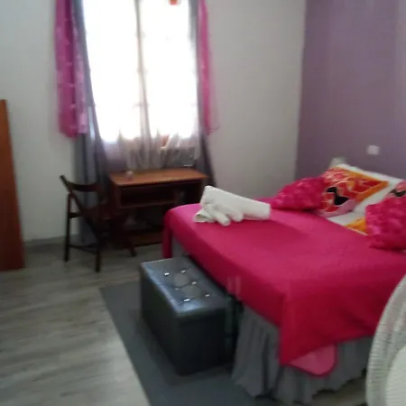Smeralda Family Room's Habitación en casa particular