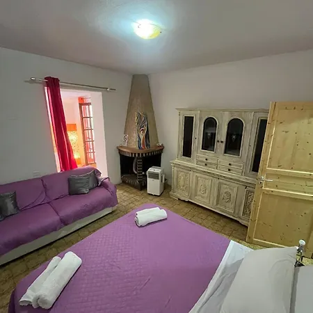 Smeralda Family Room's Habitación en casa particular *